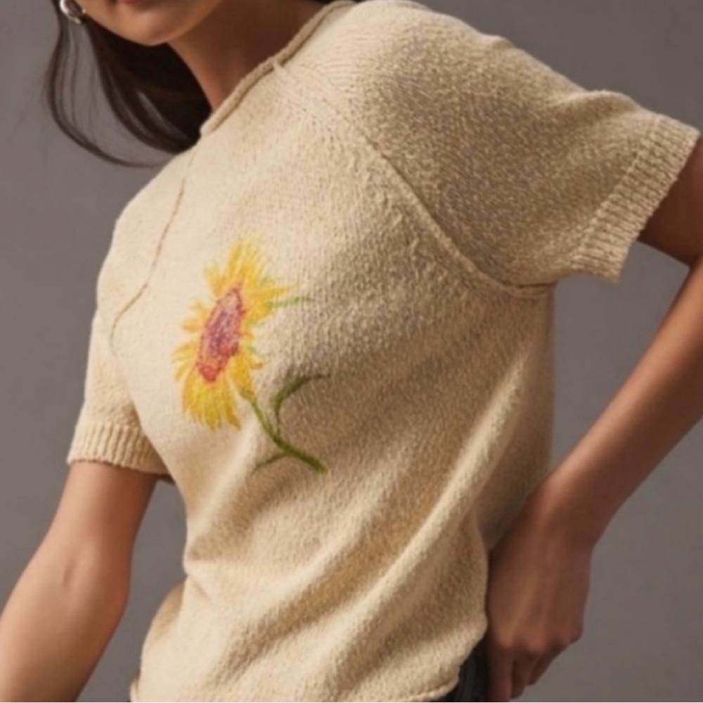 NWT - Anthropology - Pilcro Short Sleeved Sunflower Knit top (XS)